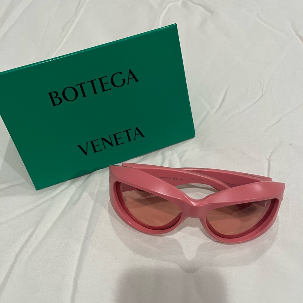Bottega Veneta Sunglasses